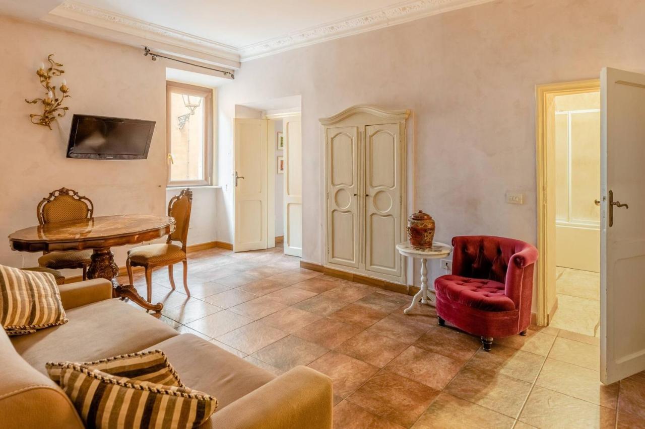 Rome Right In The Ancient Historical Center Two Bedrooms Two Bath, Up To 6 Pax Екстериор снимка